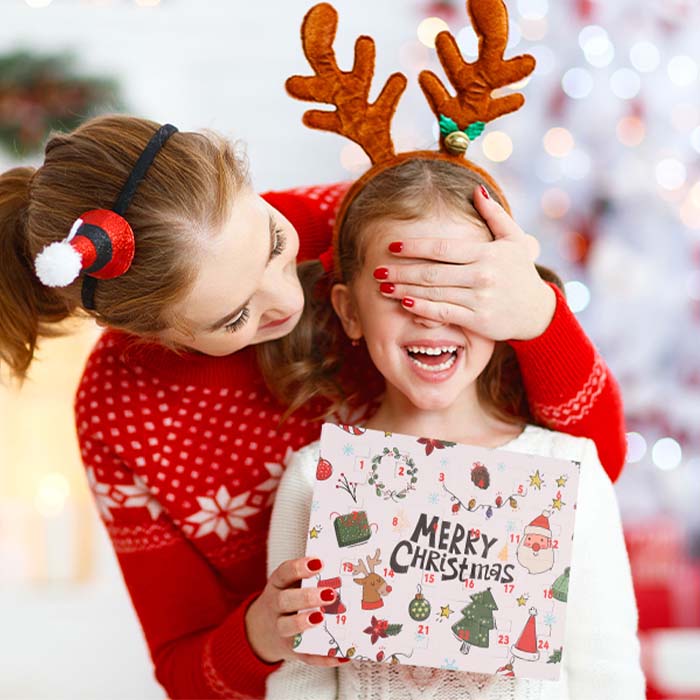 Adventski kalendar - dizajnirajte prekrasnu blagdansku narukvicu prije Božića!