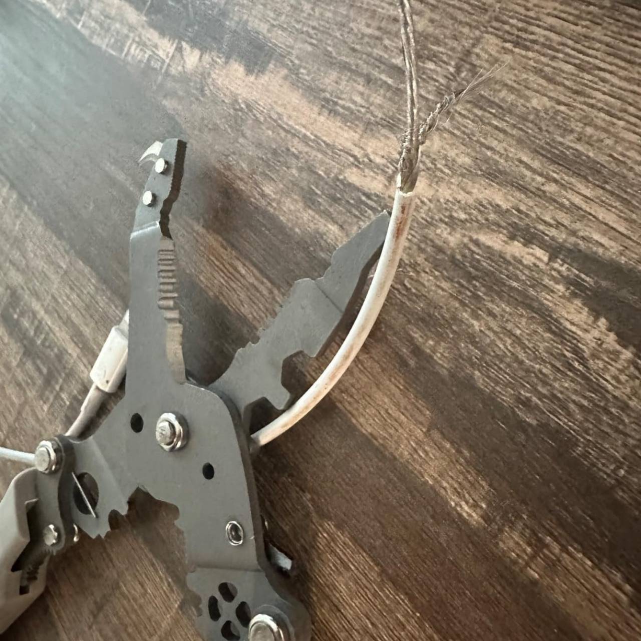 FoldStripper, višenamjenski rezač žica - Image 10