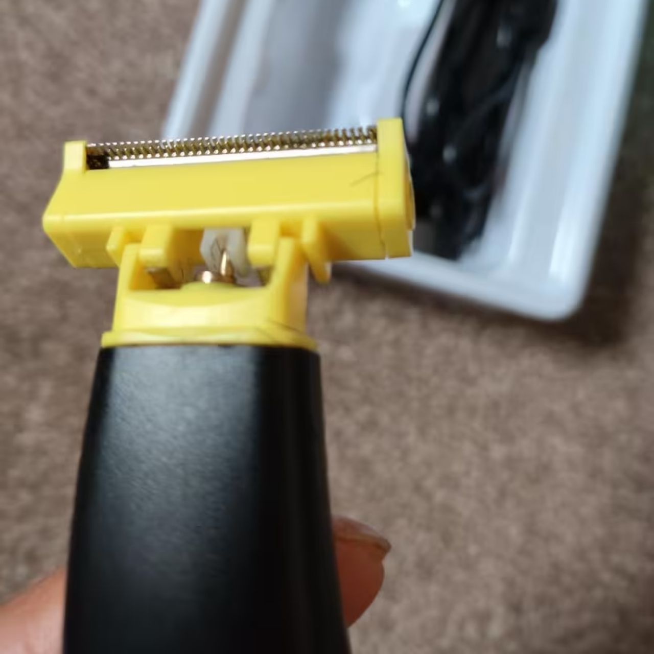 FullBodyShaver, električni brijač za bradu i tijelo - Image 9