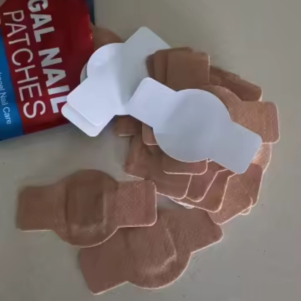 FungalPatches, obnavljajuće flastere za njegu oštećenih noktiju (21 kom.) - Image 3