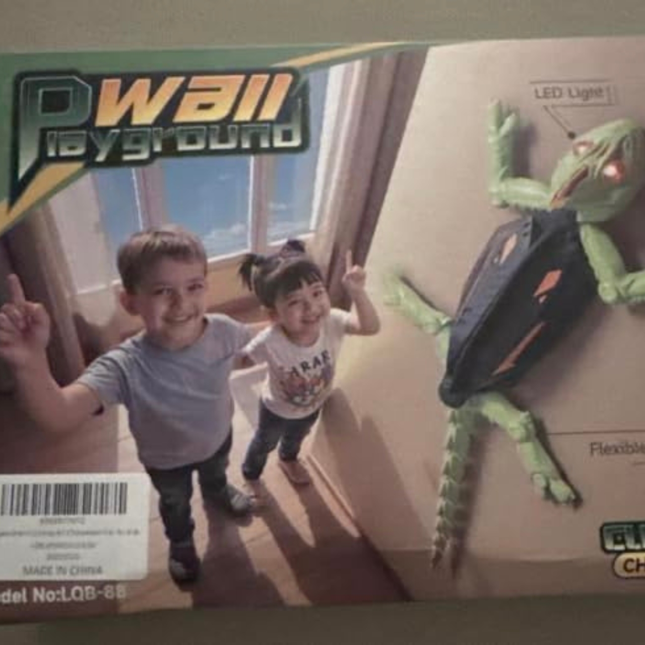 Gecko, daljinski upravljana gušterica koja se penje po podovima i zidovima - Image 10