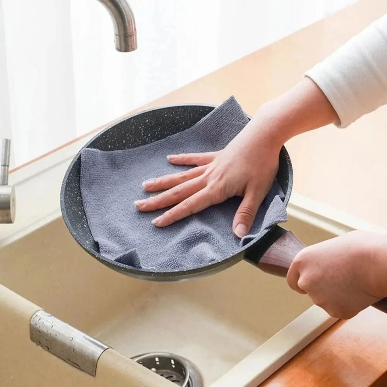 Krpe od mikrovlakana za čišćenje u roli (30 komada), KitchRoll - Image 2