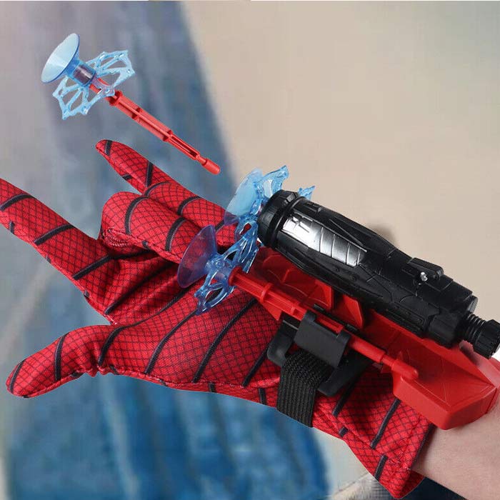 Igračka uključuje Spiderman rukavicu, dječju pušku i mekane projektile!