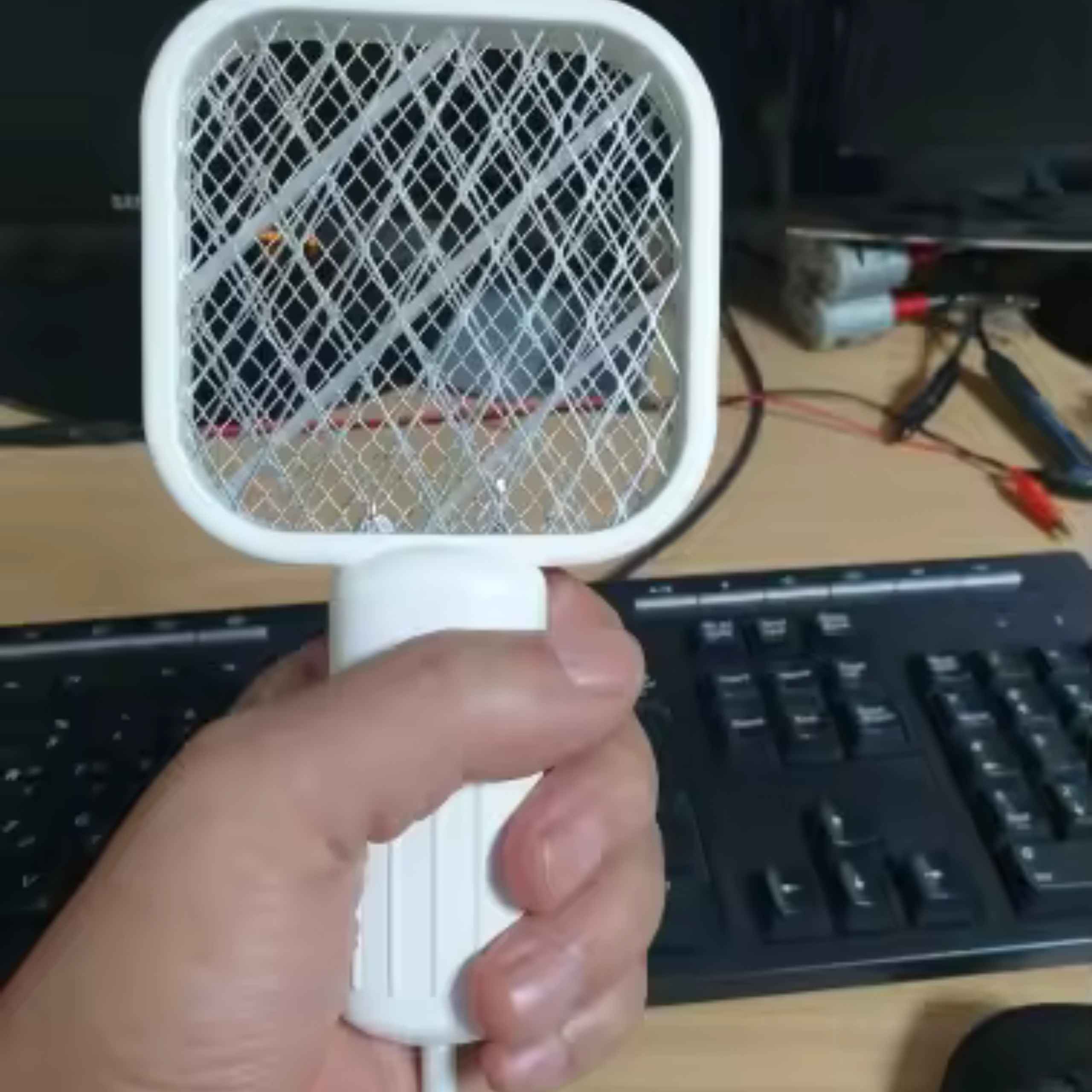 Swatter, električna zamka za komarce - Image 4